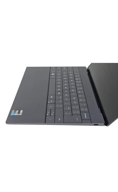 Bezramkowy aluminiowy ultrabook Dell XPS 9320 i7-1260P 16GB 512GB SSD 13,4